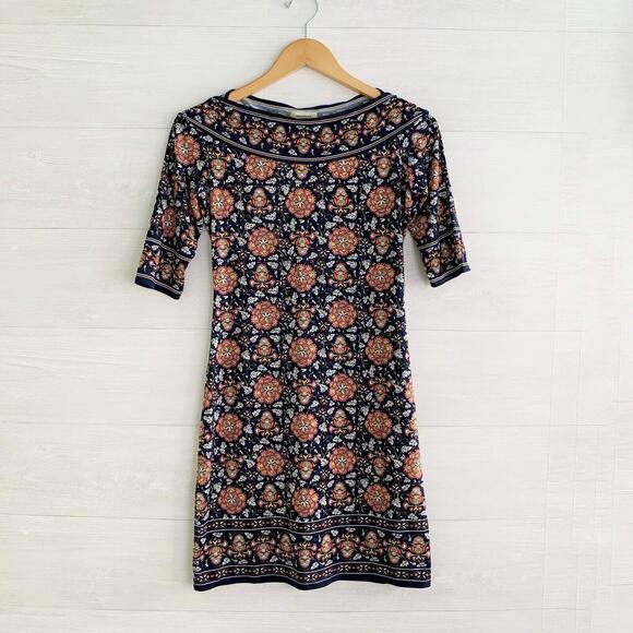 Max Studio Dresses & Skirts - Max Studio - Navy blue floral short sleeve bateau neck stretch sheath dress, XS